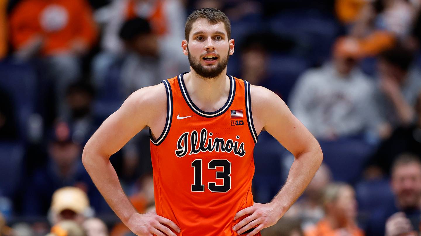 Illinois Shatters Series Record, Crushes Missouri 91-48