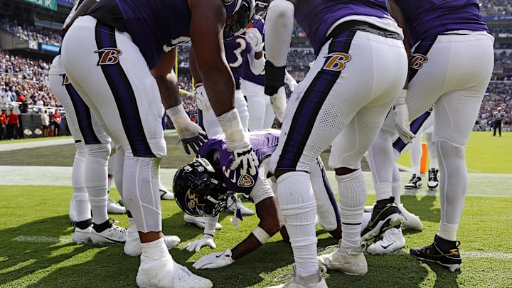 Sep 14, 2025; Baltimore, Maryland, USA; Baltimore Ravens cornerback Nate Wiggins (2) reacts after an apparent injury while celebrating an interception during the second half against the Cleveland Browns at M&T Bank Stadium. Mandatory Credit: Peter Casey-Imagn Images Sep 14, 2025; Baltimore, Maryland, USA; Baltimore Ravens cornerback Nate Wiggins (2) reacts after an apparent injury while celebrating an interception during the second half against the Cleveland Browns at M&T Bank Stadium. Mandatory Credit: Peter Casey-Imagn Images