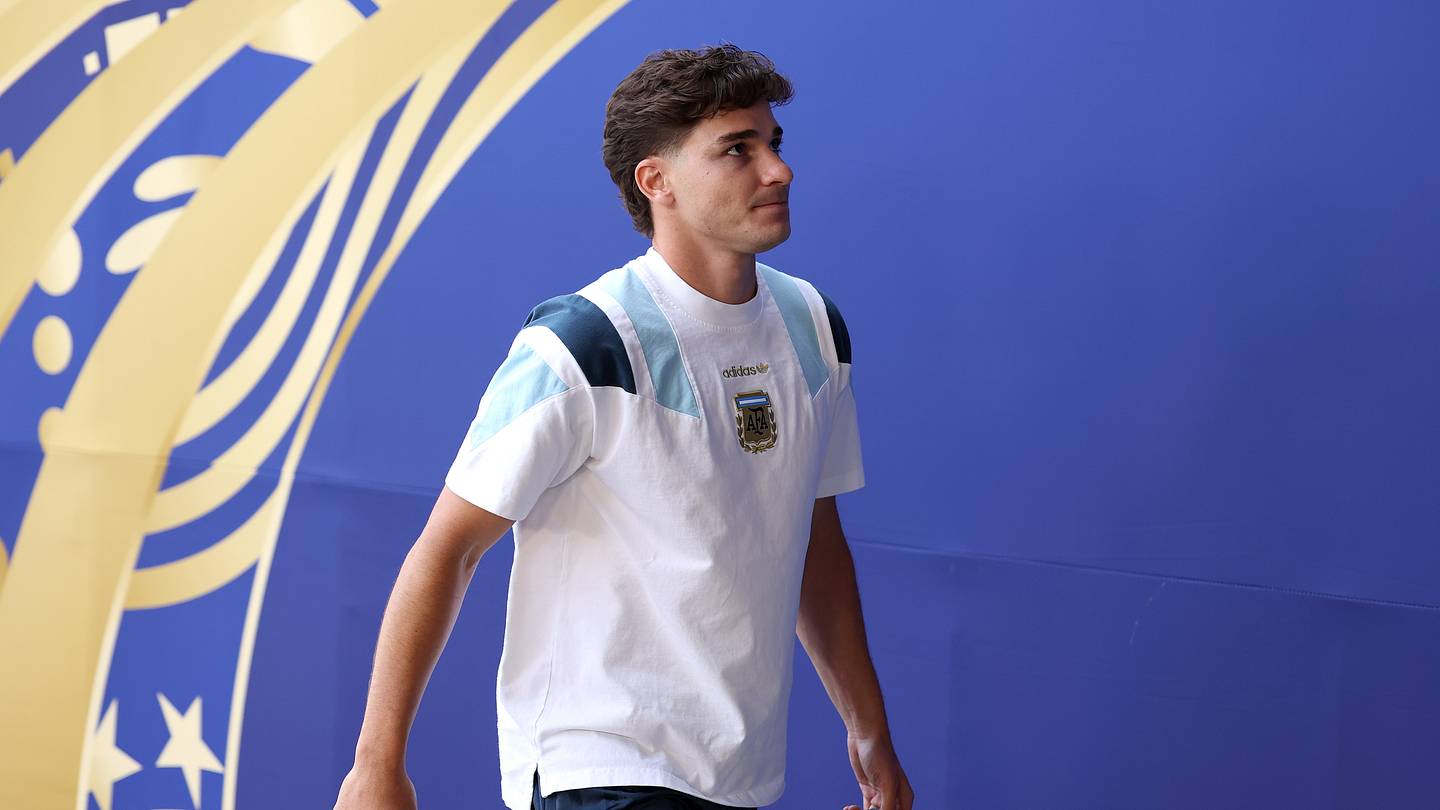 Arsenal's best alternative for Julian Alvarez couldn't be more obvious