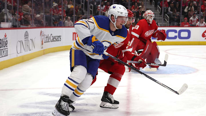 Buffalo Sabres v Detroit Red Wings