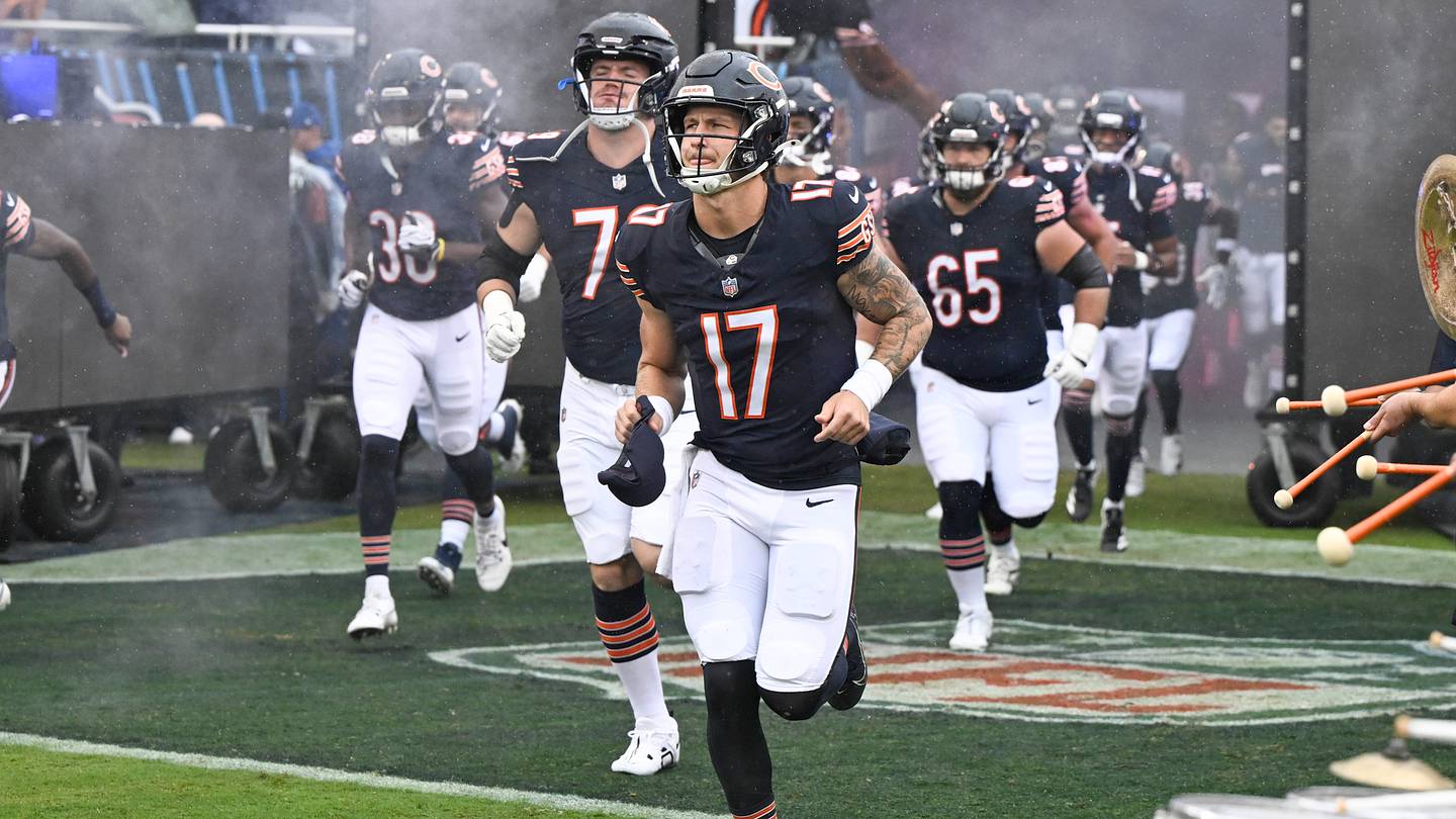 Should the Bears Start Tyson Bagent or Case Keenum on Monday Night?