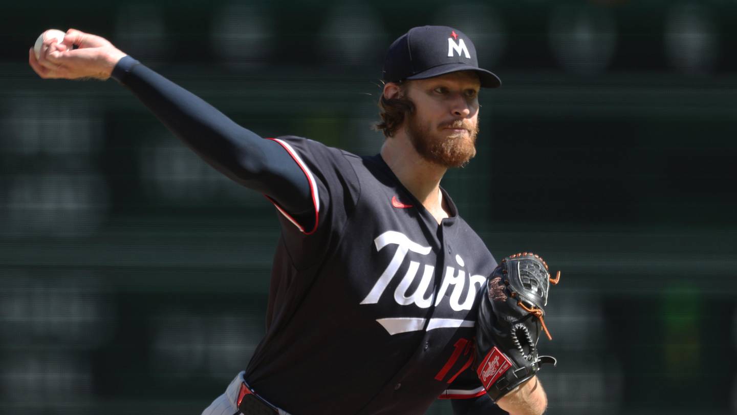 Reason for Concern? Bailey Ober Lands on IL With Right Elbow Inflammation