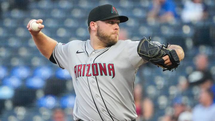 Sep 8, 2026; Kansas City, Missouri, USA; Arizona Diamondbacks starting pitcher Corbin Burnes (39) delivers a pitch against the Kansas City Royals during the first inning at Kauffman Stadium. Mandatory Credit: Denny Medley-Imagn Images Sep 8, 2026; Kansas City, Missouri, USA; Arizona Diamondbacks starting pitcher Corbin Burnes (39) delivers a pitch against the Kansas City Royals during the first inning at Kauffman Stadium. Mandatory Credit: Denny Medley-Imagn Images