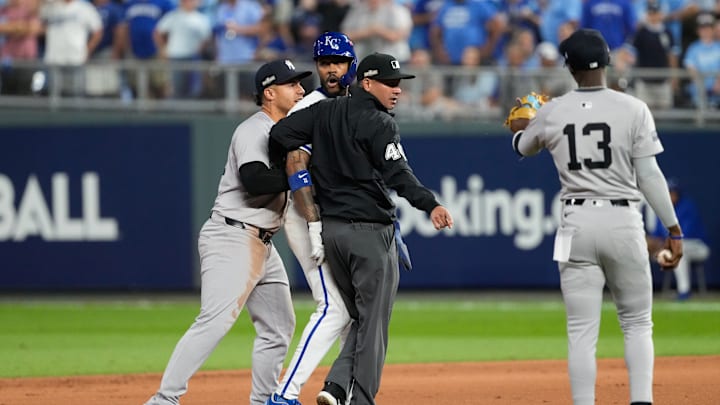 Division Series - New York Yankees v Kansas City Royals - Game 4