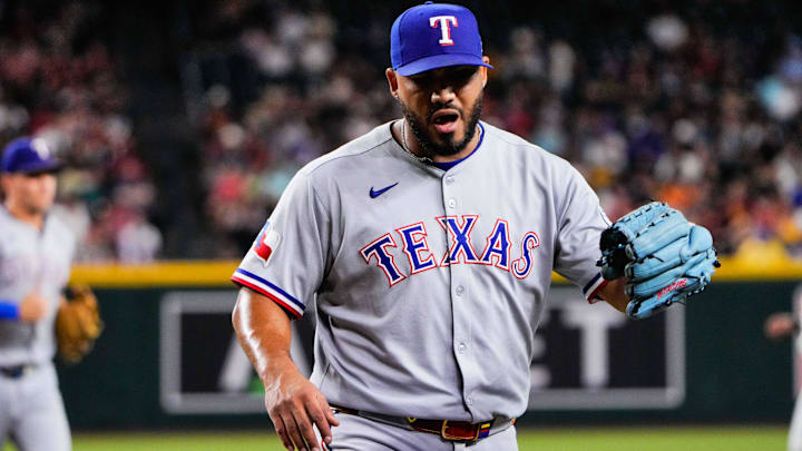Texas Rangers pitcher Luis Curvelo.