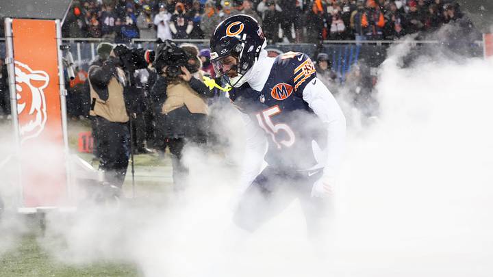 Chicago Bears WR Rome Odunze runs onto the field during player introductions. Mandatory Credit: David Banks-Imagn Images
