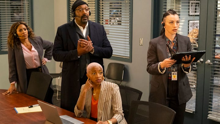 THE IRRATIONAL -- "The Wrong Side of Maybe" Episode 207 -- Pictured: (l-r) Maahra Hill as Marisa, Jesse L. Martin as Alec Mercer, Travina Springer as Kylie, Ashley Platz as Laura Bennett