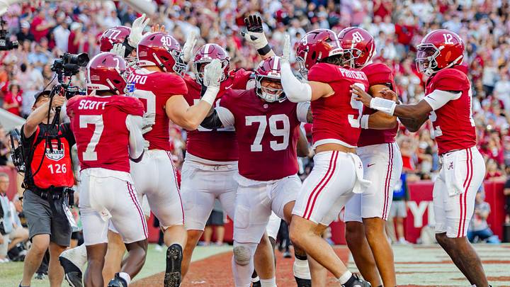 Alabama offense celebrates tight end Marshall Pritchett's touchdown in the second half against Texas A&M on Oct. 24, 2026.