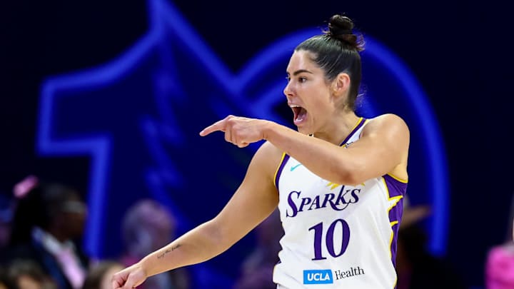 The Los Angeles Sparks are favored on Wednesday.