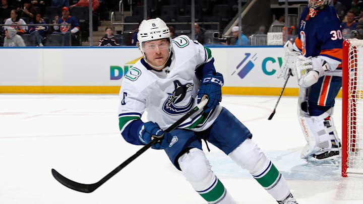 Vancouver Canucks v New York Islanders