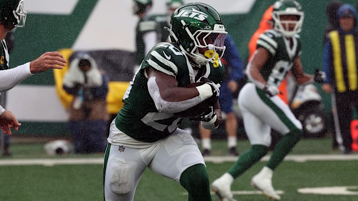 Denver Broncos v New York Jets