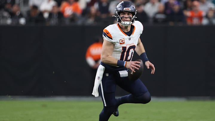 Denver Broncos v Las Vegas Raiders