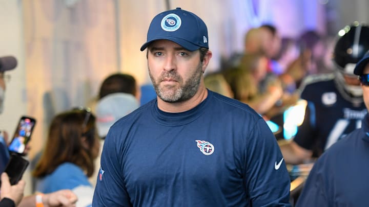 Nov 3, 2024; Nashville, Tennessee, USA; Tennessee Titans head coach Brian Callahan takes the field before a game against the New England Patriots at Nissan Stadium. Nov 3, 2024; Nashville, Tennessee, USA; Tennessee Titans head coach Brian Callahan takes the field before a game against the New England Patriots at Nissan Stadium.