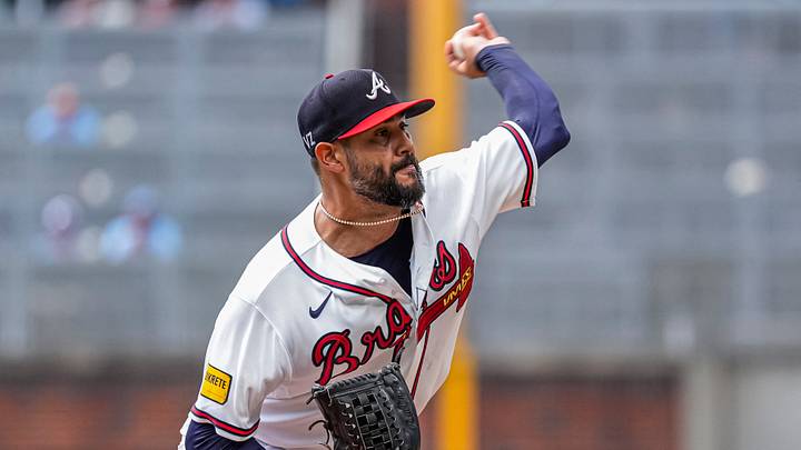 The Braves look to get closer to a division crown up in Chicago The Braves look to get closer to a division crown up in Chicago