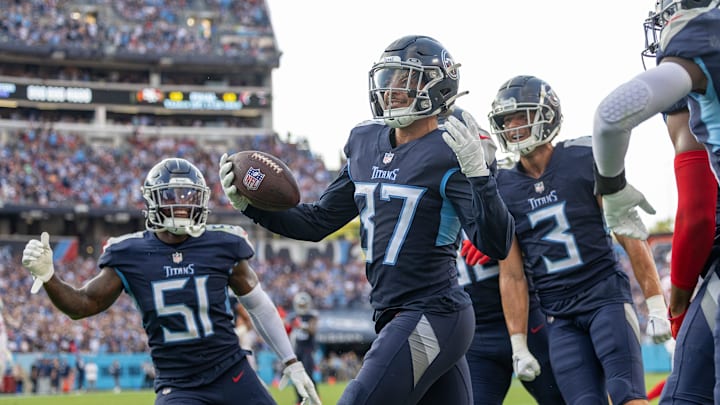 New York Giants v Tennessee Titans