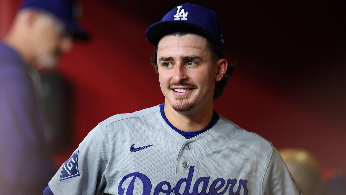 Dodgers' Justin Wrobleski Exits Thursday's Game With Apparen