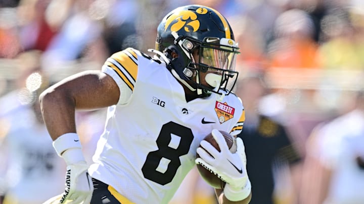 Cheez-It Citrus Bowl - Iowa v Tennessee