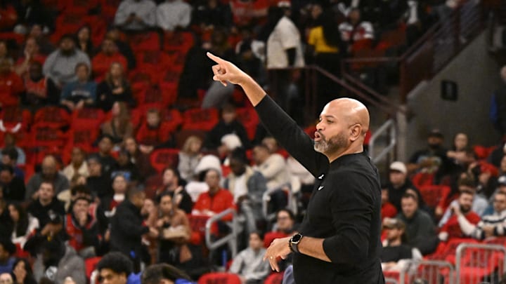Oct 22, 2025; Chicago, Illinois, USA; Detroit Pistons head coach J.B. Bickerstaff directs his team against the Chicago Bulls during the first half at United Center. Mandatory Credit: Matt Marton-Imagn Images Oct 22, 2025; Chicago, Illinois, USA; Detroit Pistons head coach J.B. Bickerstaff directs his team against the Chicago Bulls during the first half at United Center. Mandatory Credit: Matt Marton-Imagn Images