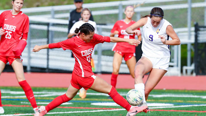 Carondelet and Amador Valley battle on the pitch in North Coast Section girls soccer action