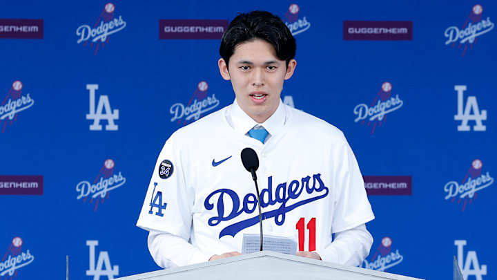 Roki Sasaki fue presentado por los Dodgers