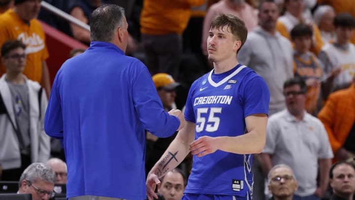 Mar 29, 2024; Detroit, MN, USA; Creighton Bluejays head coach Greg McDermott hugs guard Baylor Scheierman (55) Mar 29, 2024; Detroit, MN, USA; Creighton Bluejays head coach Greg McDermott hugs guard Baylor Scheierman (55)