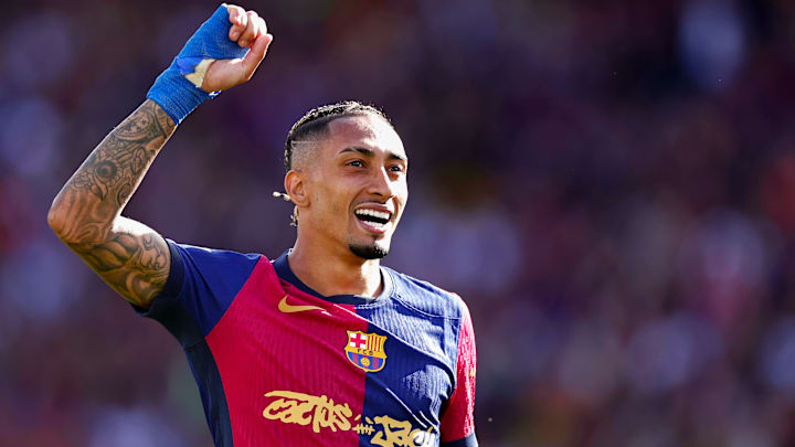 Raphinha deve ficar à disposição do Barcelona para o El Clásico