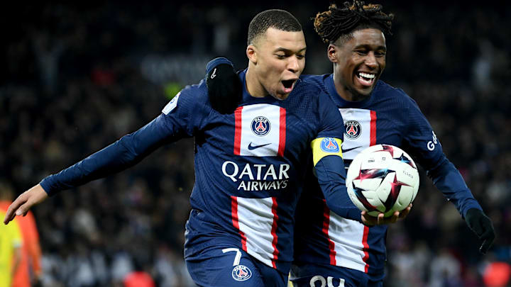 Mbappé se isolou como maior artilheiro da história do Paris Saint-Germain