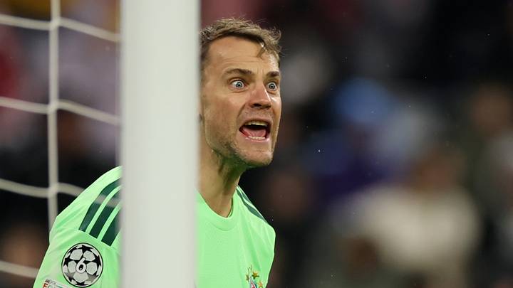 Manuel Neuer muss mit den Bayern erneut um den direkten Achtelfinal-Einzug bangen Manuel Neuer muss mit den Bayern erneut um den direkten Achtelfinal-Einzug bangen