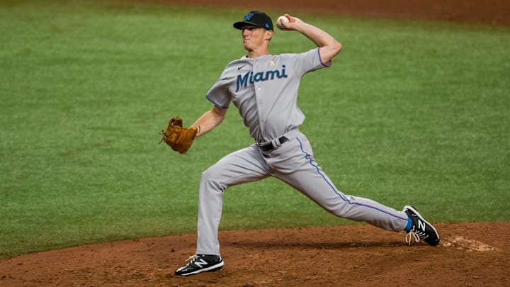Sep 5, 2020; St. Petersburg, Florida, USA;  Miami Marlins relief pitcher Brandon Leibrandt (86) delivers a pitch during the eighth inning of a game against the Tampa Bay Rays at Tropicana Field.