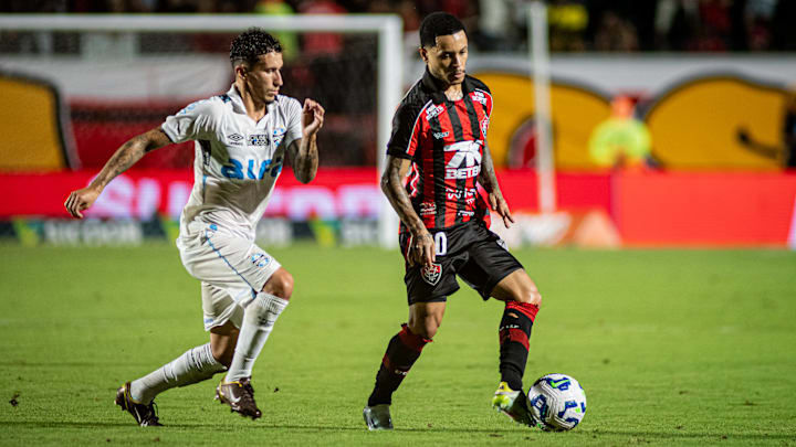 Dodi deve ser titular do Grêmio