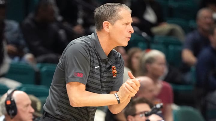 Villanova v USC
