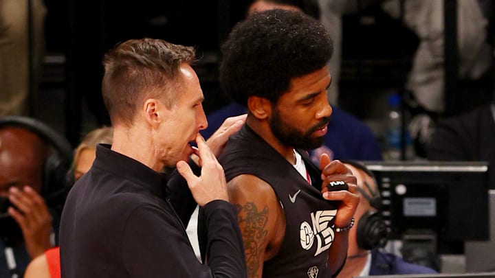 Kyrie Irving tampoco quiere la permanencia de Nash
