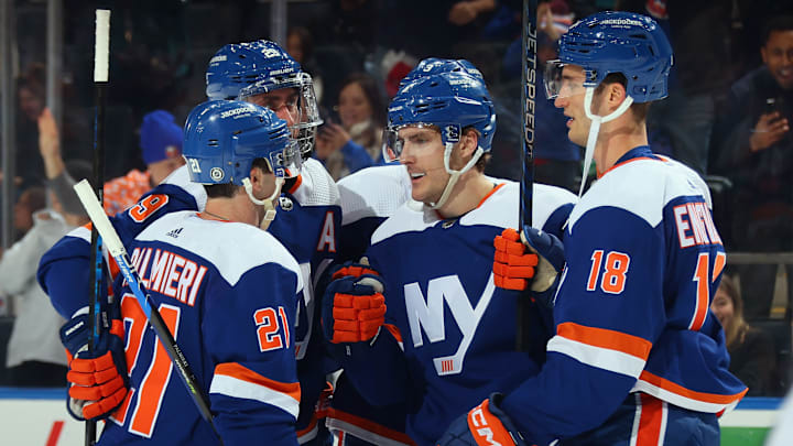 Tampa Bay Lightning v New York Islanders