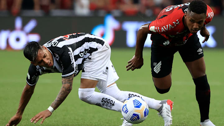 Galo e Furacão ainda não têm vaga assegurada à Libertadores