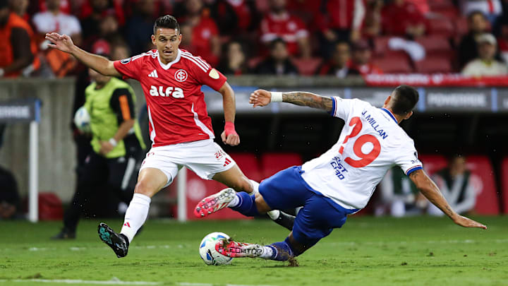 Colombiano se recupera de lesão muscular na coxa