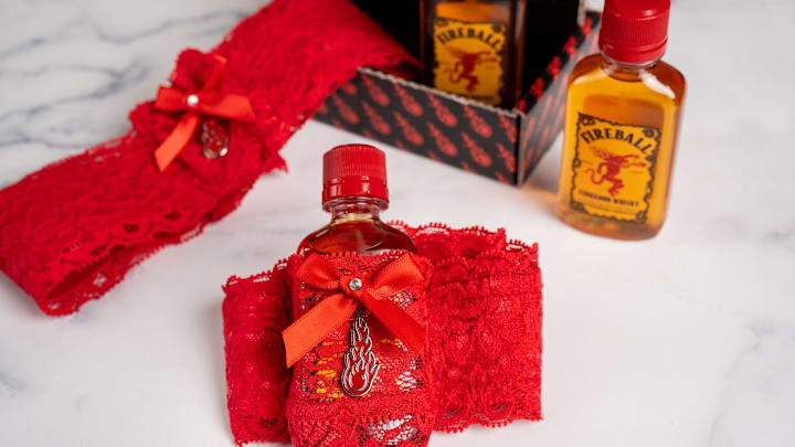 Fireball Garter