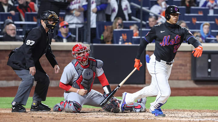 The Mets are significant home favorites against the Cardinals on Saturday afternoon.