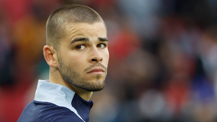 Lucas Chevalier attend toujours un "oui" du LOSC pour partir au PSG.