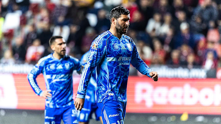 Gignac volvió antes de su lesión