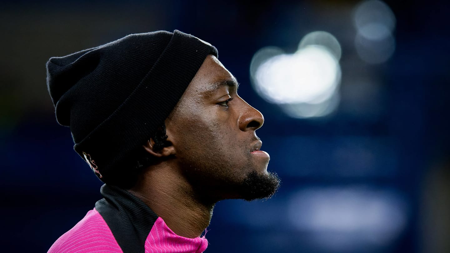Chelsea's summer transfers and keeper woes deepen Premier League struggles