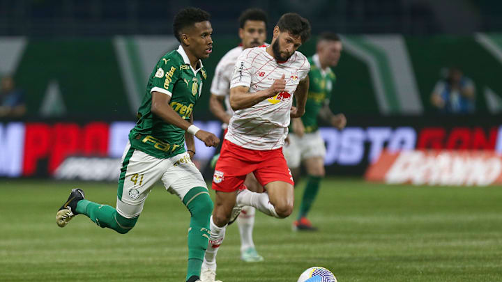 Palmeiras e Bragantino se enfrentam pelo Paulistão 2025