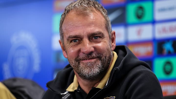 Hansi Flick réalise une excellente première saison avec le FC Barcelone.