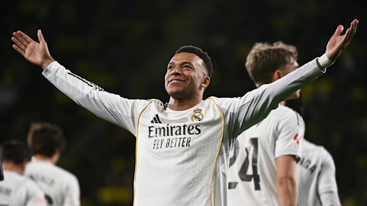 TOPSHOT-FBL-ESP-LIGA-VILLARREAL-REALMADRID