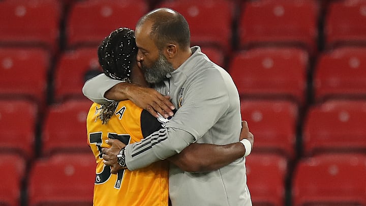 Multiple media outlets including transfer expert Fabrizio Romano all confirming the transfer of Adama Traoré to West Ham. Deal to be announced Monday. 