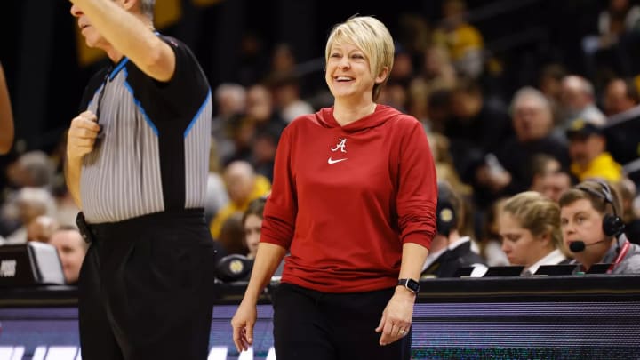 Alabama women's basketball head coach Kristy Curry. Alabama women's basketball head coach Kristy Curry.
