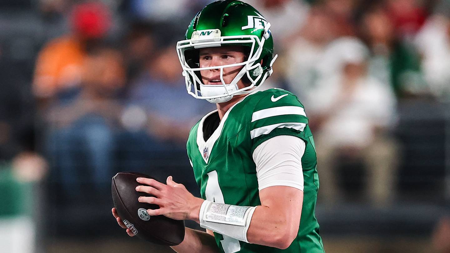 Brady Cook's Jets Outlook Is Brighter Than Ever Despite Loss to Buccaneers