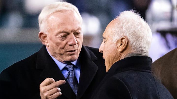 Dallas Cowboys v Philadelphia Eagles
