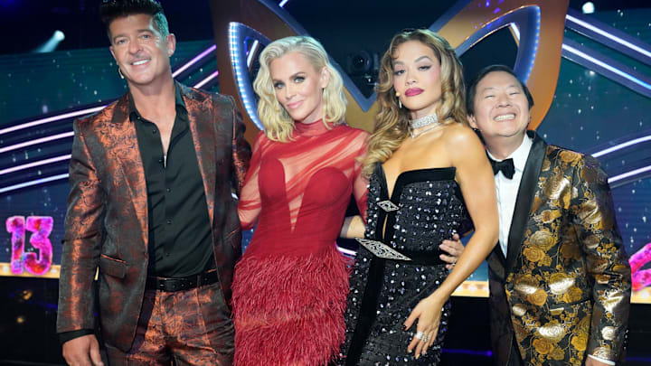 THE MASKED SINGER: L-R: Robin Thicke, Jenny McCarthy Wahlberg, Rita Ora, and Ken Jeong in the season 13 premiere of THE MASKED SINGER airing Wednesday, Feb. 12 (8:00-9:02 PM ET/PT) on FOX. CR: Michael Becker. ©2025 FOX Media LLC.