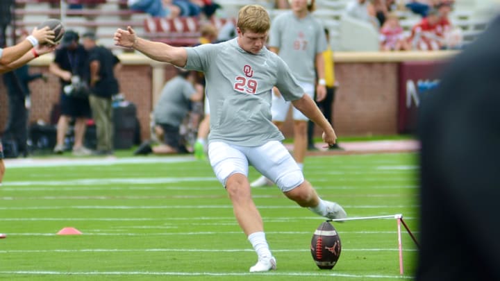 Oklahoma kicker Tate Sandell Oklahoma kicker Tate Sandell