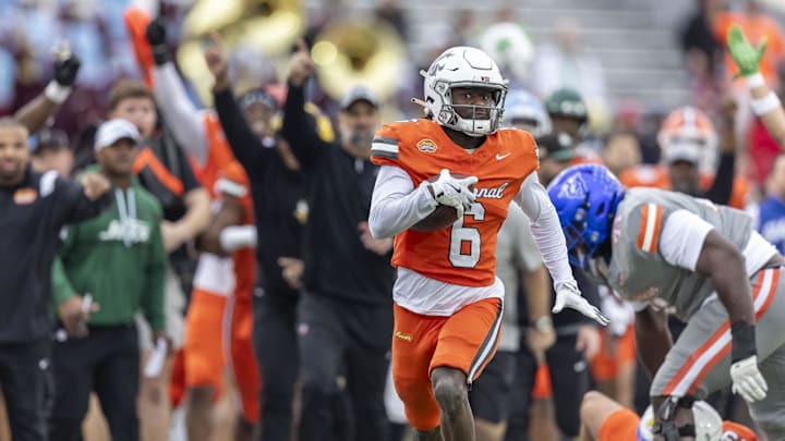 Feb 3, 2024; Mobile, AL, USA; National defensive back Chau Smith-Wade of Washington State (6).